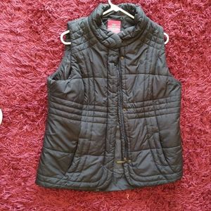 Outer vest